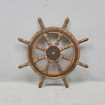 653919 Ship's wheel